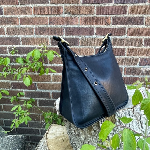 Coach 9966 Vintage JANICE LEGACY Black Glove Leather Crossbody Shoulder Bag USA - Picture 3 of 15